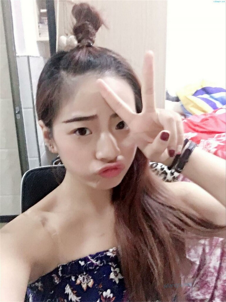 青涩女孩[11P]